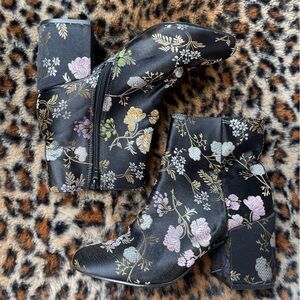 Charlotte Russe Black Floral Embroidered Booties